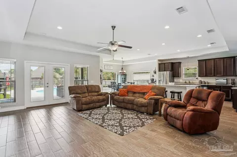 6019 Augustine Dr, Pace, FL 32571 photo 8