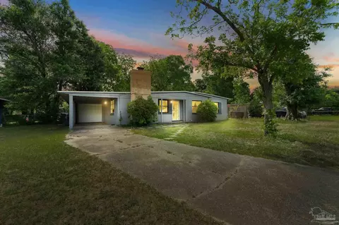 107 W Madison Dr, Pensacola, FL 32505
