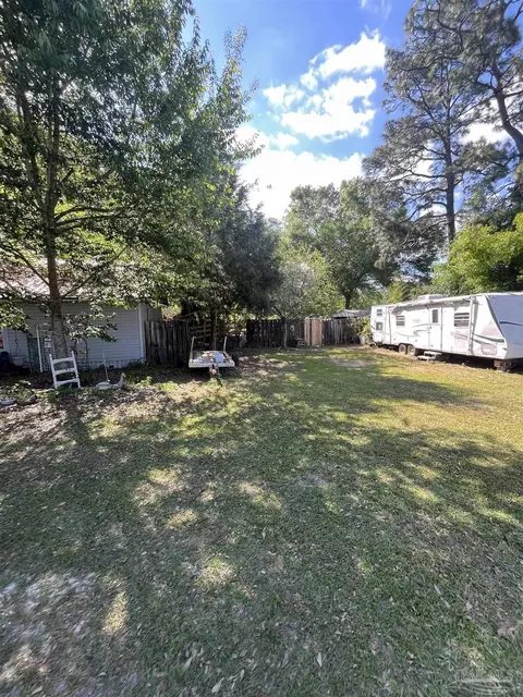 2933 Pine Forest Rd, Cantonment, FL 32533 photo 2