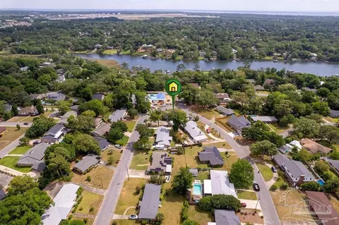 1227 Barcia Dr, Pensacola, FL 32503