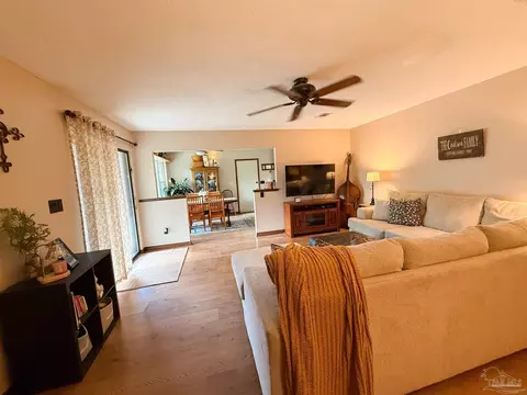 4755 Easter St, Pace, FL 32571 photo 4
