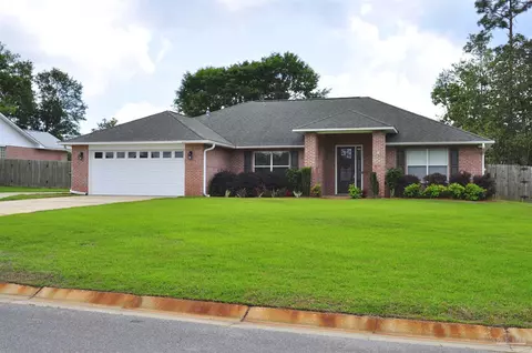 1701 Eagle Ter, Cantonment, FL 32533