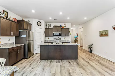 Kitchen - 2656 Avalon St, Cantonment, FL 32533 photo 4 of 4