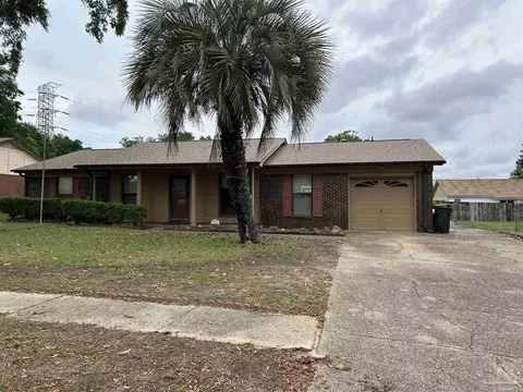 7851 Coronet Way, Pensacola, FL 32514