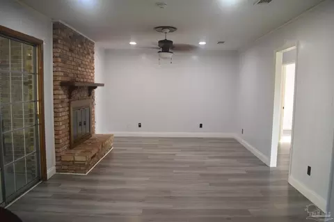 Living - 4301 Jernigan Rd, Pace, FL 32571 photo 3 of 4