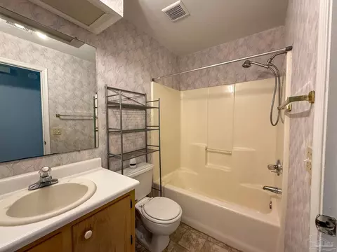 Bath - 6569 Imperial Dr, Milton, FL 32570 photo 1 of 3