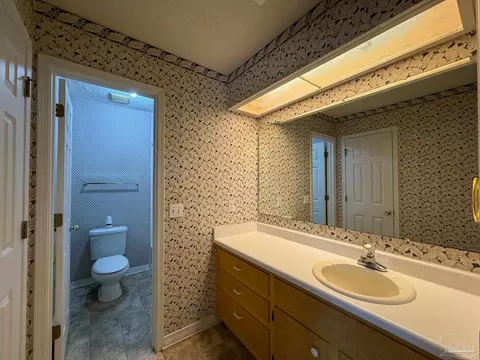 Bath - 6569 Imperial Dr, Milton, FL 32570 photo 2 of 3