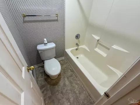 Bath - 6569 Imperial Dr, Milton, FL 32570 photo 3 of 3