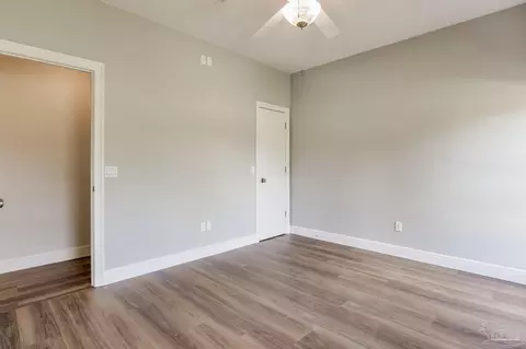 Bedroom - 5475 Moonlight Dr, Milton, FL 32570 photo 6 of 9