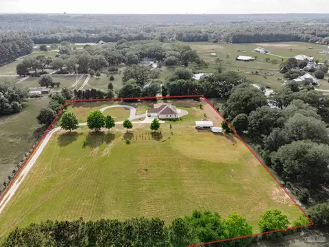 View/Area - 5475 Moonlight Dr, Milton, FL 32570 photo 1 of 12