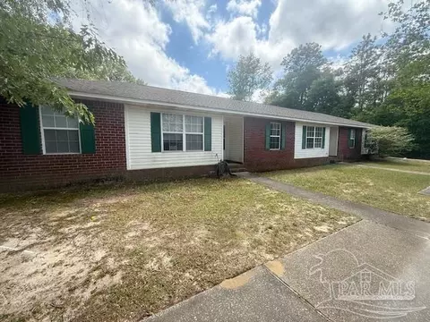 3031 Kingsfield Rd, Pensacola, FL 32514
