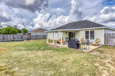 Exterior - 4726 Whitewater Ln, Crestview, FL 32539 photo 5 of 14