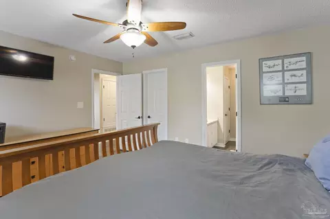Bedroom - 4726 Whitewater Ln, Crestview, FL 32539 photo 4 of 4