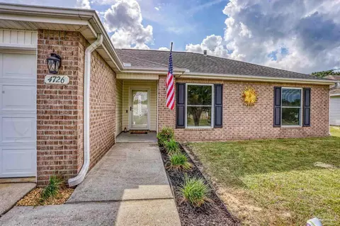Exterior - 4726 Whitewater Ln, Crestview, FL 32539 photo 12 of 14