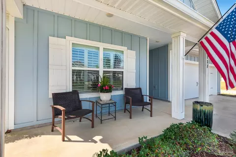 Exterior - 4137 Heart Pine Ln, Pace, FL 32571 photo 2 of 12