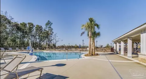 Exterior - 4137 Heart Pine Ln, Pace, FL 32571 photo 10 of 12