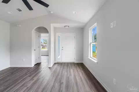 8605 Doris Ave, Pensacola, FL 32534