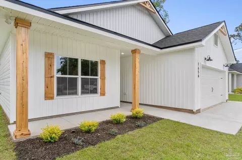 1402 Madelyn Woods Dr, Pensacola, FL 32506
