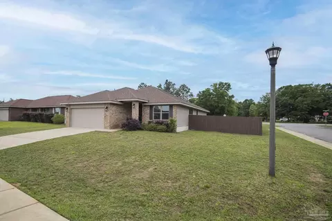 3620 Ranch Dr, Crestview, FL 32539
