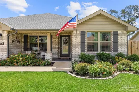 Exterior - 5986 Parsonage Cir, Milton, FL 32570 photo 3 of 8