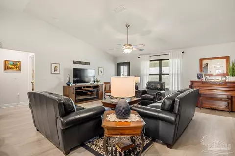 Living - 5986 Parsonage Cir, Milton, FL 32570 photo 6 of 6