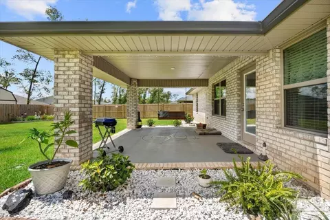 Exterior - 5986 Parsonage Cir, Milton, FL 32570 photo 6 of 8