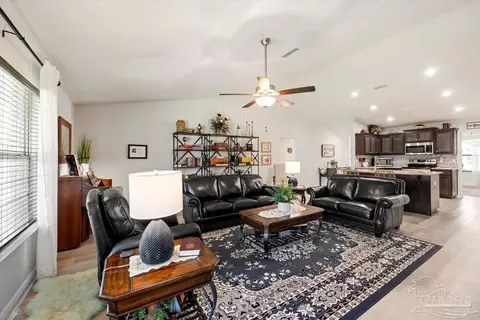 Living - 5986 Parsonage Cir, Milton, FL 32570 photo 3 of 6