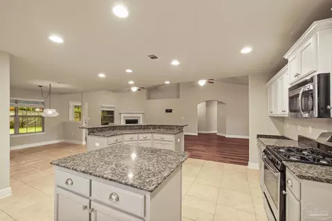 Kitchen - 4592 Belvedere Cir, Pace, FL 32571 photo 3 of 8