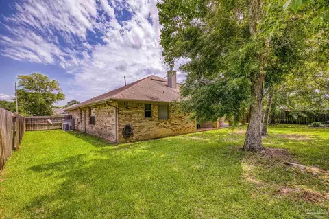 Exterior - 4592 Belvedere Cir, Pace, FL 32571 photo 4 of 9