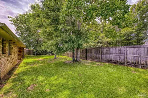 Exterior - 4592 Belvedere Cir, Pace, FL 32571 photo 5 of 9