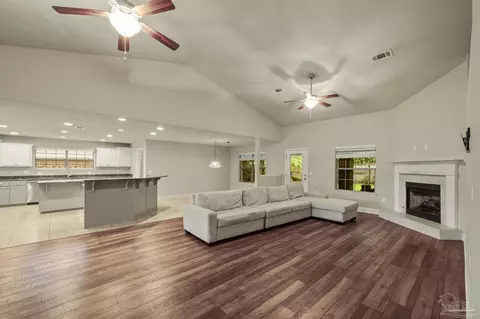Living - 4592 Belvedere Cir, Pace, FL 32571 photo 7 of 9