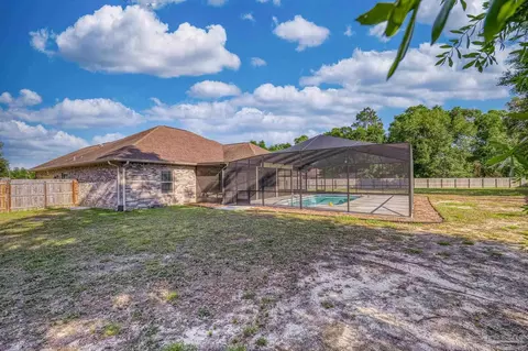 Exterior - 5760 Heatherton Rd, Milton, FL 32570 photo 11 of 25