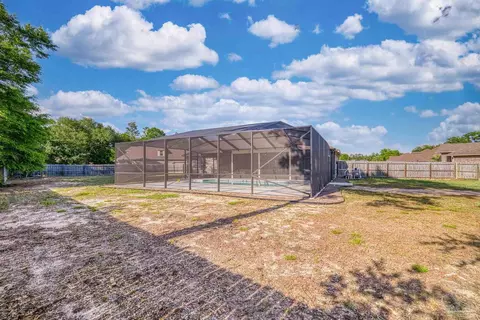 Exterior - 5760 Heatherton Rd, Milton, FL 32570 photo 12 of 25