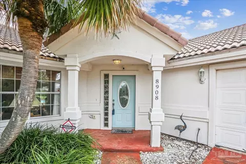 8908 Cutter Ct, Navarre, FL 32566