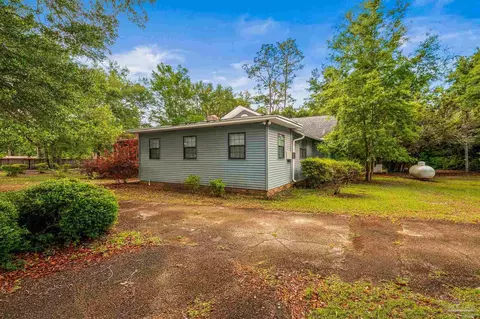 Exterior - 4901 Skipper Ln, Pace, FL 32571 photo 4 of 9