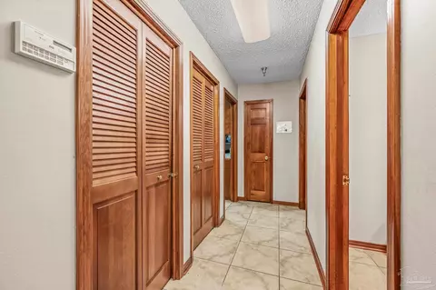 Entry Way - 4901 Skipper Ln, Pace, FL 32571 photo 4 of 6