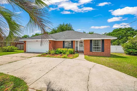Exterior - 4623 Hamilton Bridge Rd, Pace, FL 32571 photo 2 of 6