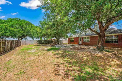 Exterior - 4623 Hamilton Bridge Rd, Pace, FL 32571 photo 5 of 6