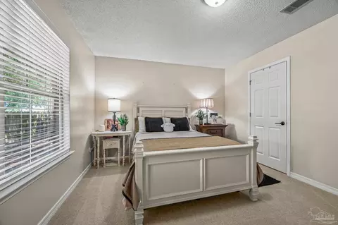 Bedroom - 4623 Hamilton Bridge Rd, Pace, FL 32571 photo 5 of 9