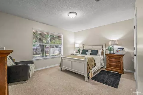 Bedroom - 4623 Hamilton Bridge Rd, Pace, FL 32571 photo 4 of 9