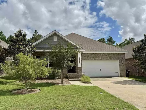 3526 Whitetail Ln, Pensacola, FL 32526