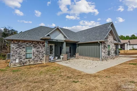 Exterior - 1058 Iron Forge Rd, Cantonment, FL 32533 photo 4 of 9
