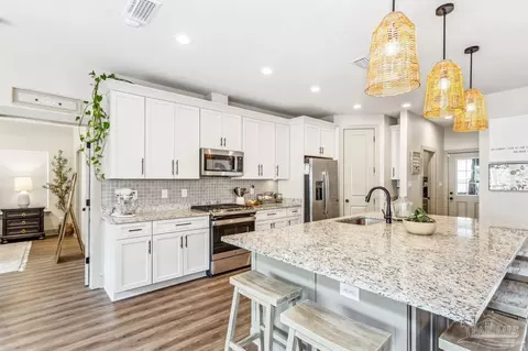 Kitchen - 1058 Iron Forge Rd, Cantonment, FL 32533 photo 1 of 4