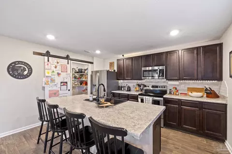Kitchen - 4678 Perception Cir, Milton, FL 32570 photo 1 of 4