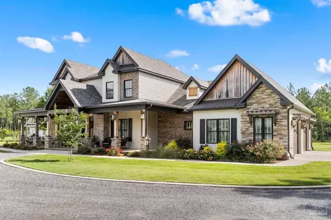 9226 Sage Forest Ln, Pace, FL 32571