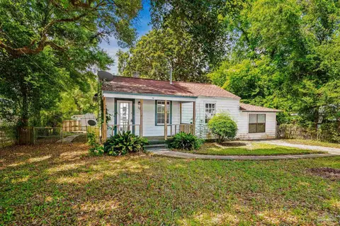 16 Glynquist Ave, Pensacola, FL 32526