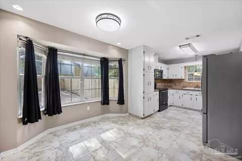 5685 Derby Dr, Pace, FL 32571 photo 8