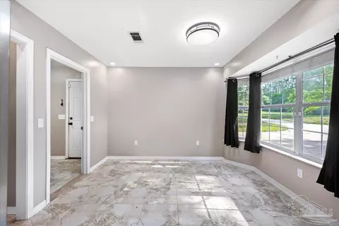 5685 Derby Dr, Pace, FL 32571 photo 9