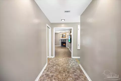 5685 Derby Dr, Pace, FL 32571 photo 4
