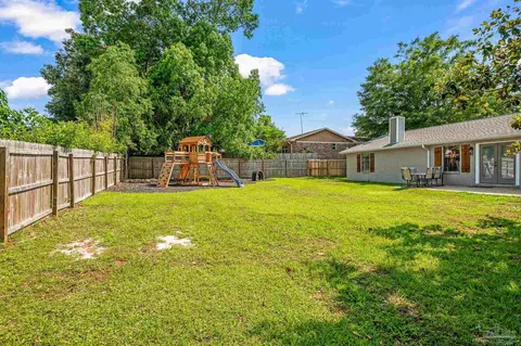 Exterior - 4684 Evelyn St, Pace, FL 32571 photo 6 of 8
